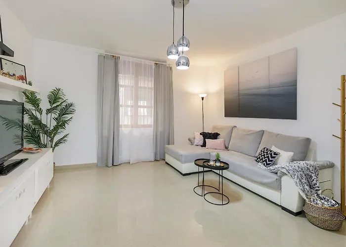 Apartamento Para Vivir Granada Con Parking