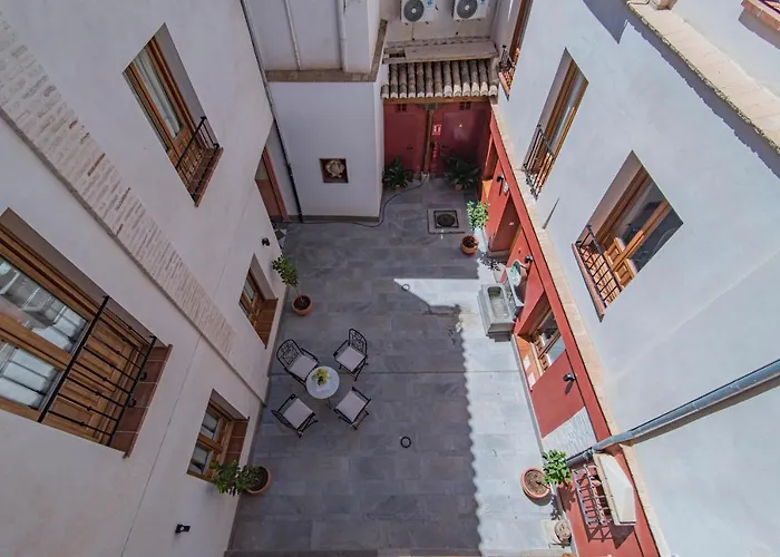 Casa De La Tina